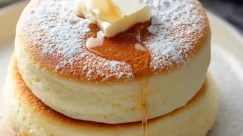 Fluffy Japanese Soufflé Pancakes