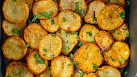 Golden Sliced Potatoes in Air Fryer