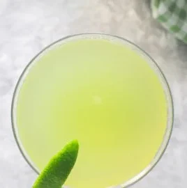 Healthy sour green apple and lime soda without added sugar