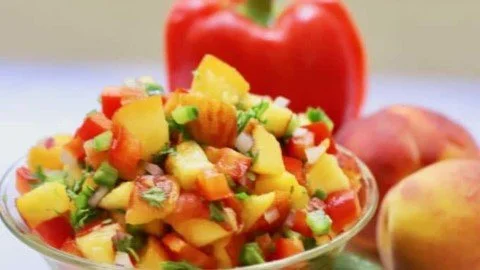 Easy Southern Fresh Peach Salsa