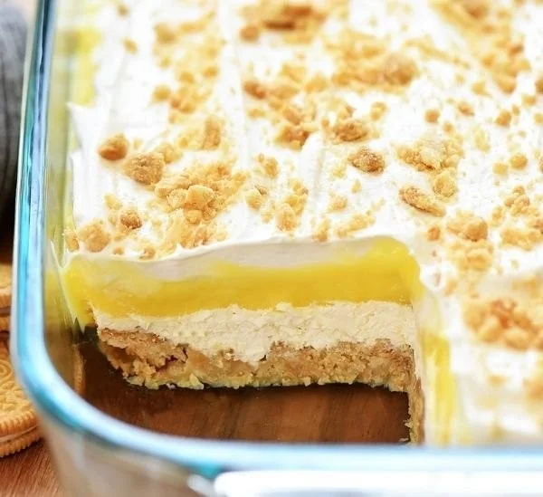 Heavenly Oreo Lemon Dessert with creamy lemon filling and crushed Oreos